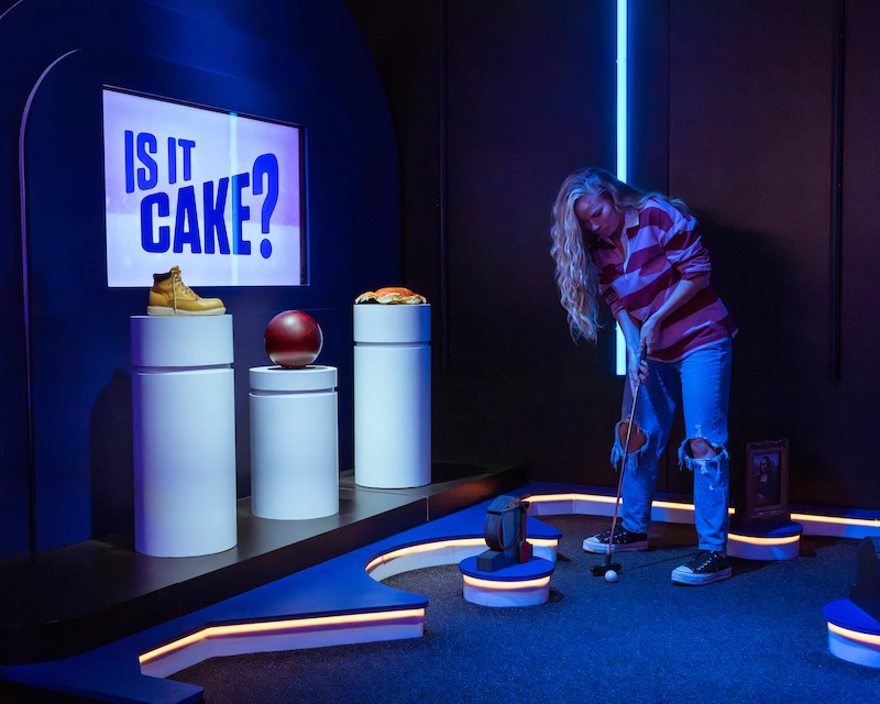 Is it Cake? hole at Top 9