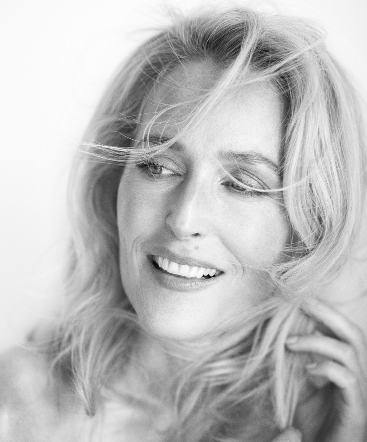 Gillian Anderson Is in Charge Now