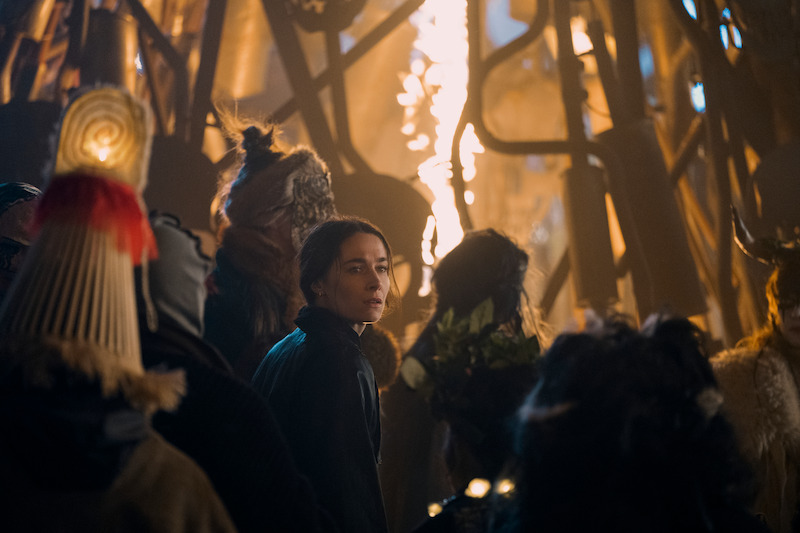  Siobhán Cullen as Dove looks over her shoulder in 'Bodkin'