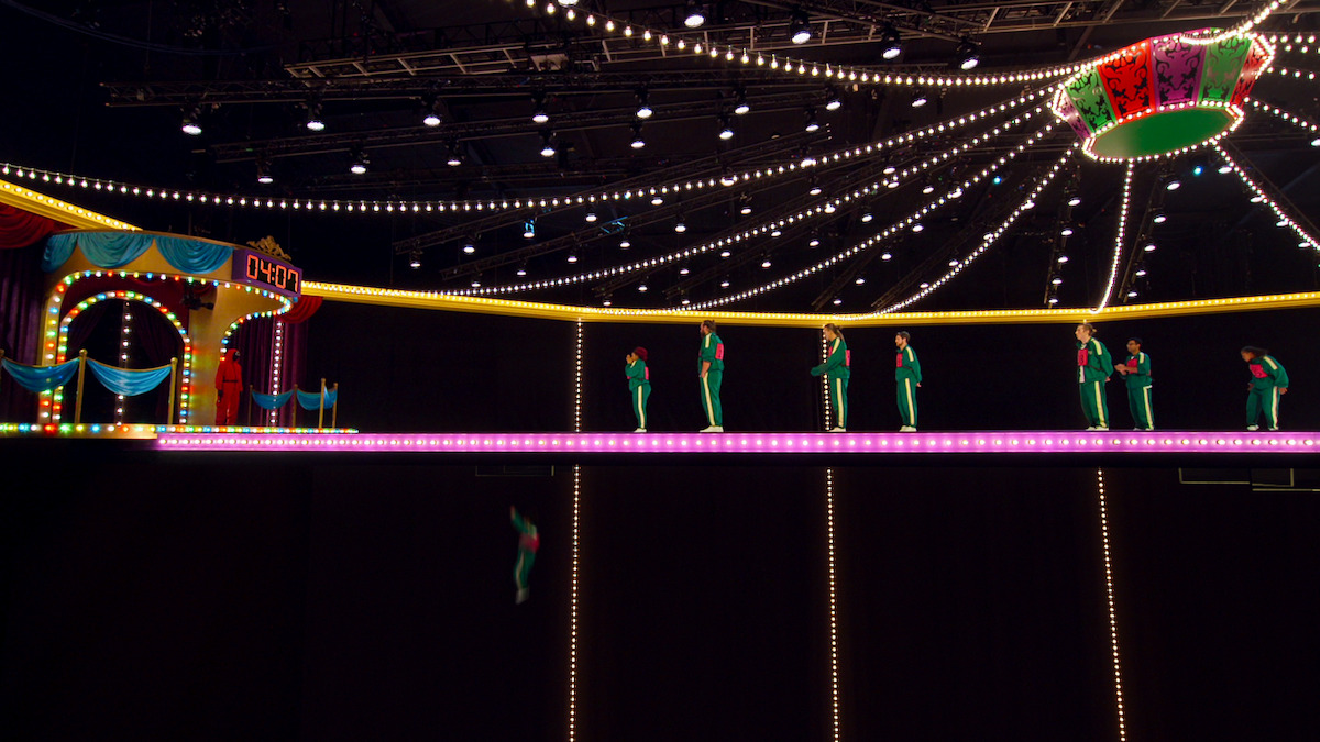 'Squid Game: The Challenge' contestants during the Glass Bridge challenge.