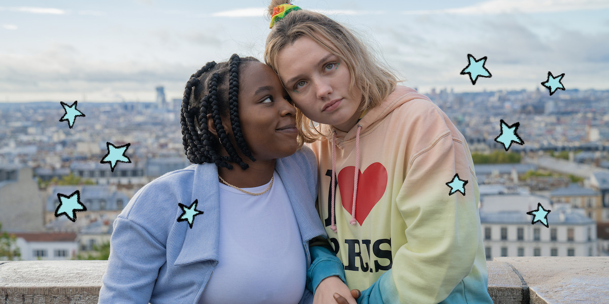 Corrina Brown as Tara and Kizzy Edgell as Darcy embrace in Season 2 of ‘Heartstopper.’ 
