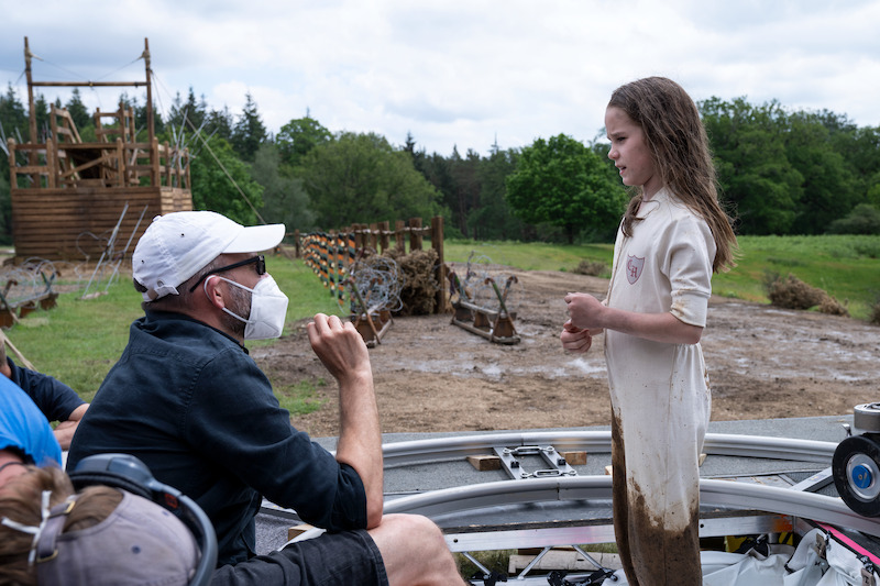 Director Matthew Warchus and Alisha Weir as Matilda