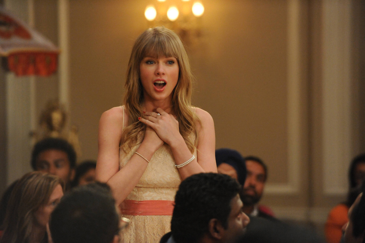 Taylor Swift as Elaine
