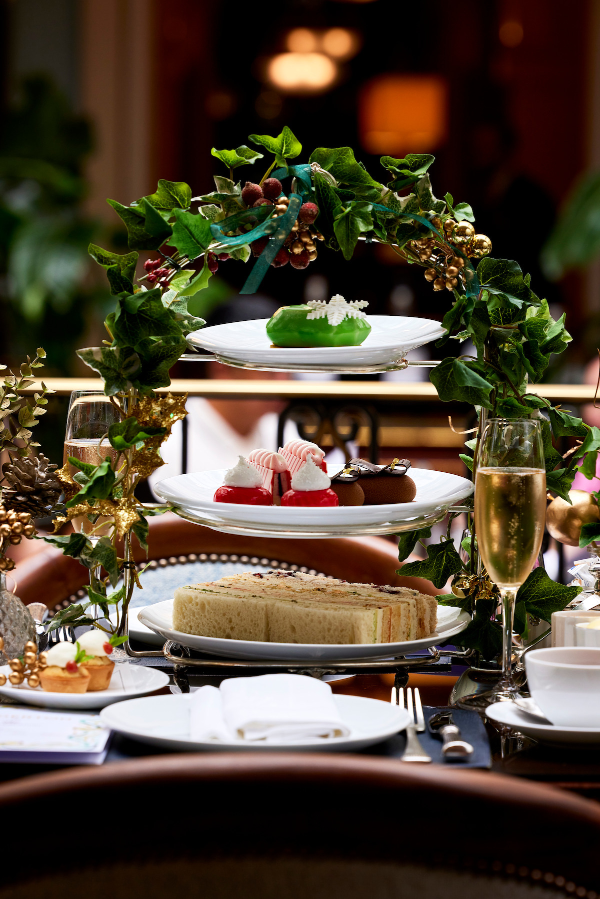 Champagne and pastries served at The Lanesborough dining room
