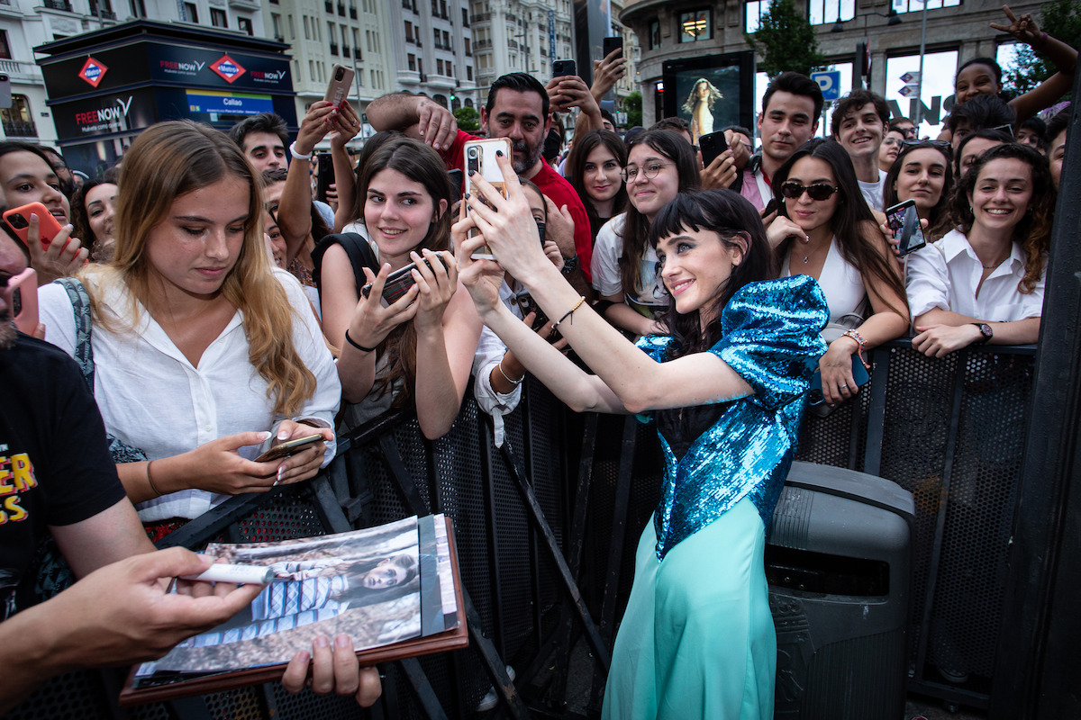 Walk the Red Carpet with the 'Stranger Things' Cast