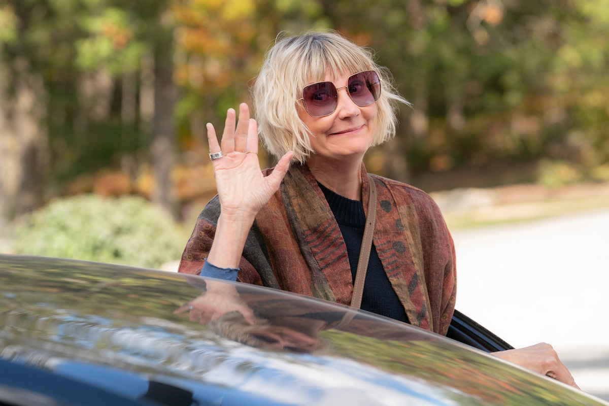 Kerri Kenney-Silver as Anne in ‘The Four Seasons’