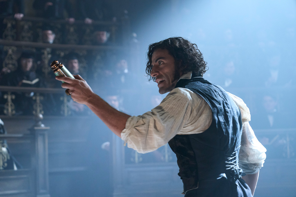 Oscar Isaac as Victor Frankenstein in ‘Frankenstein.’