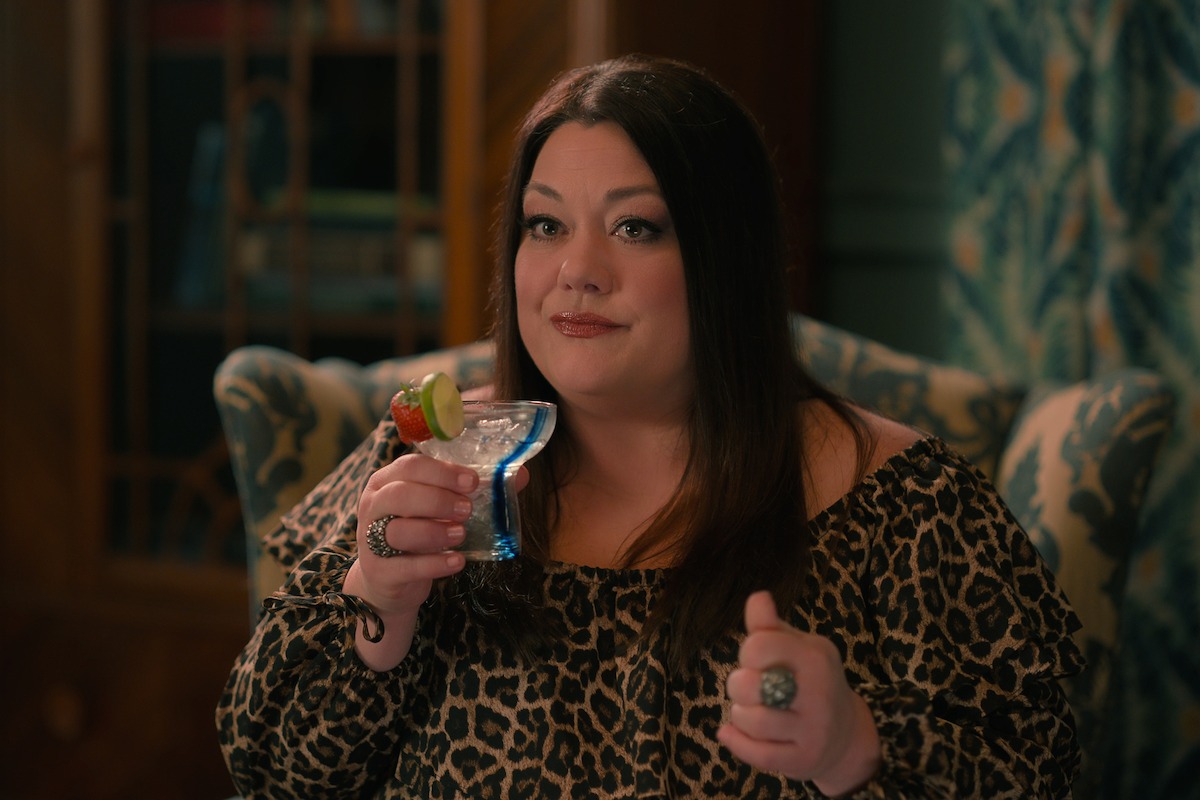 Brooke Elliott as Dana Sue holds a cocktail in Season 3 of ‘Sweet Magnolias.’