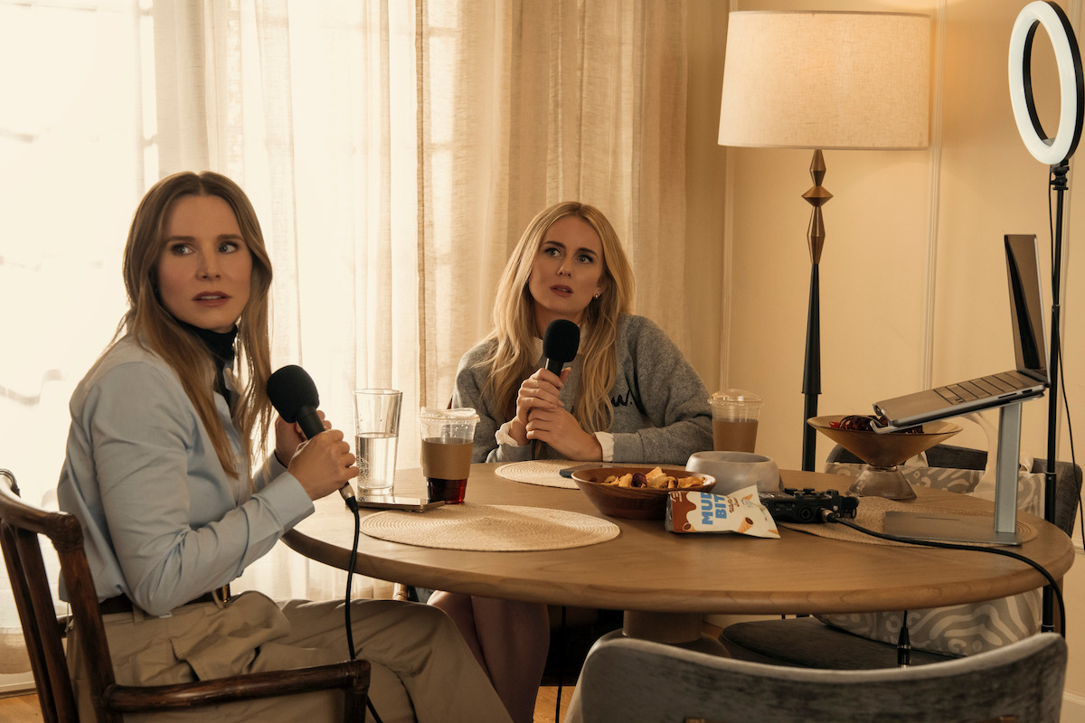 Kristen Bell as Joanne, Justine Lupe as Morgan in Season 2 of ‘Nobody Wants This’