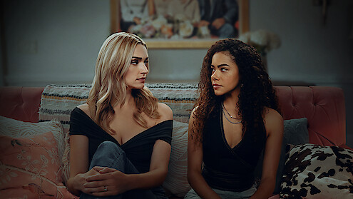 Brianne Howey as Georgia Miller, Antonia Gentry as Ginny Miller in 'Ginny & Georgia' Season 3