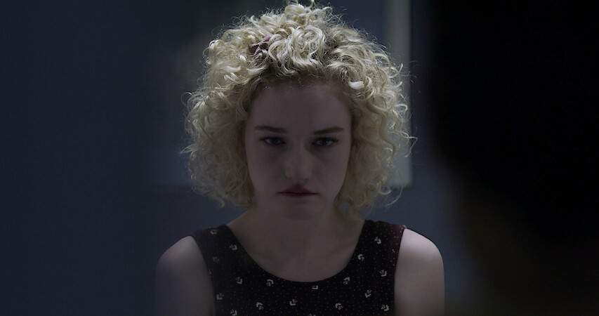  ‘Ozark' Rebel Ruth Langmore Isn't Afraid of Mice, But Julia Garner Is Hero Image