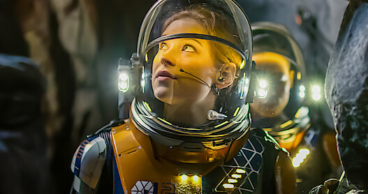 Mina Sundwall in 'Lost in Space'