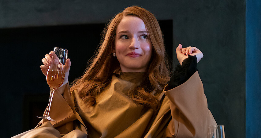 How Julia Garner Mastered Anna Delvey’s Idiosyncratic Accent in ‘Inventing Anna’ 