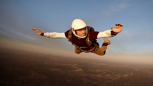 Gabriel Basso skydives in a stunt for 'The Night Agent' Season 2. 
