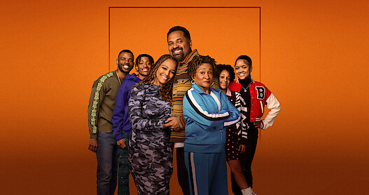 The cast of 'The Upshaws' poses together 