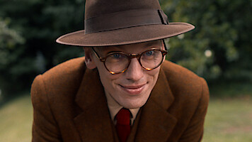 Jamie Campbell Bower as Mr. Whatsit in 'Stranger Things 5'