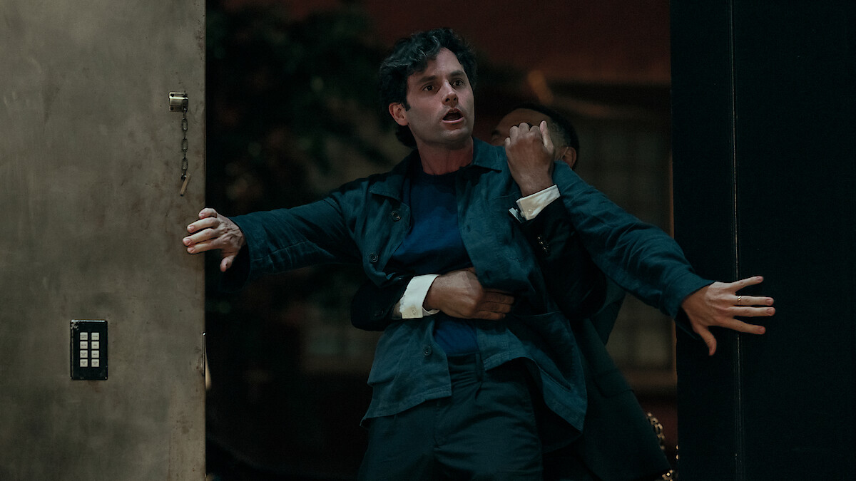 Penn Badgley as Joe Goldberg in a scene from the season finale of 'You.'