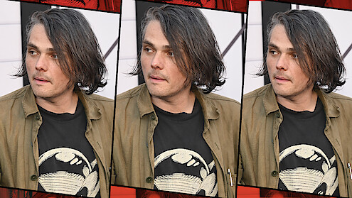 Gerard Way poses on the red carpet.