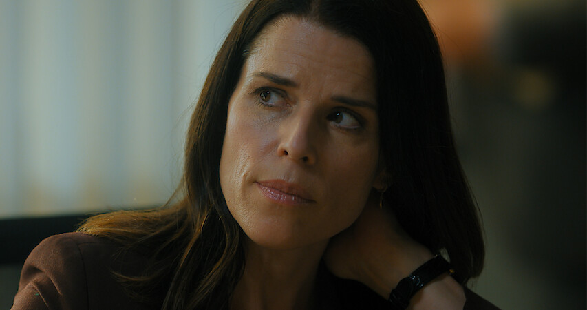 Neve Campbell plays Maggie McPherson in 'The Lincoln Lawyer'