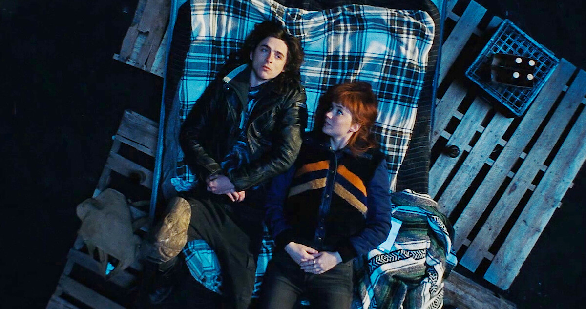 Behind Timothée Chalamet and Jennifer Lawrence's Kiss | Don't Look Up