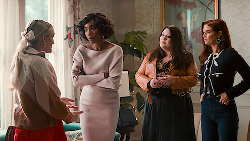 Jamie Lynn Spears as Noreen Fitzgibbons, Heather Headley as Helen Decatur, Brooke Elliott as Dana Sue Sullivan and JoAnna Garcia Swisher as Maddie Townsend in 'Sweet Magnolias'.