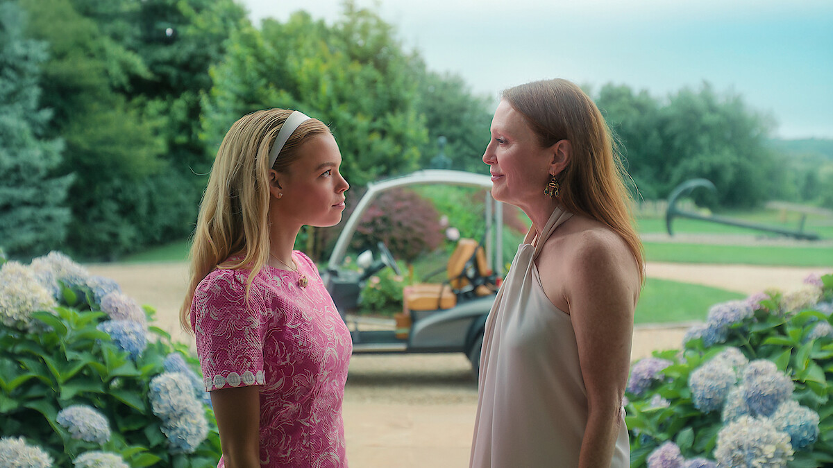 Milly Alcock and Julianne Moore in 'Sirens'