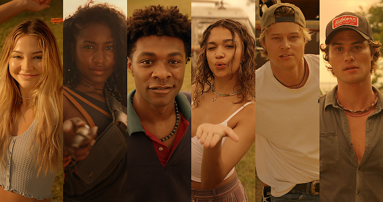 The cast of Outer Banks
