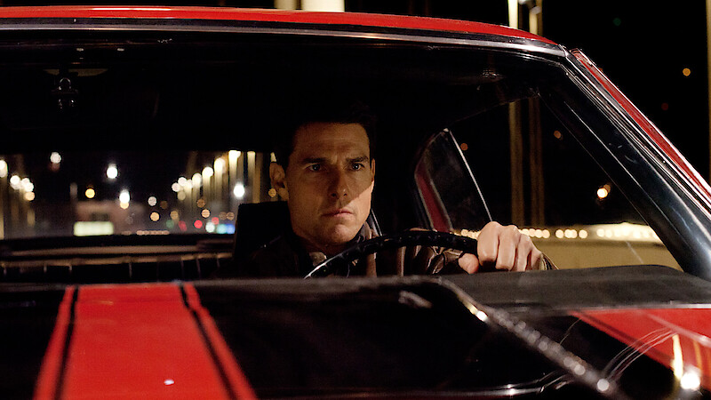 Tom Cruise drives a car in 'Jack Reacher'