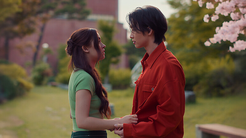 Anna Cathcart as Kitty Song Covey and Sang Heon Lee as Min Ho Moon in 'XO, Kitty' Season 2.