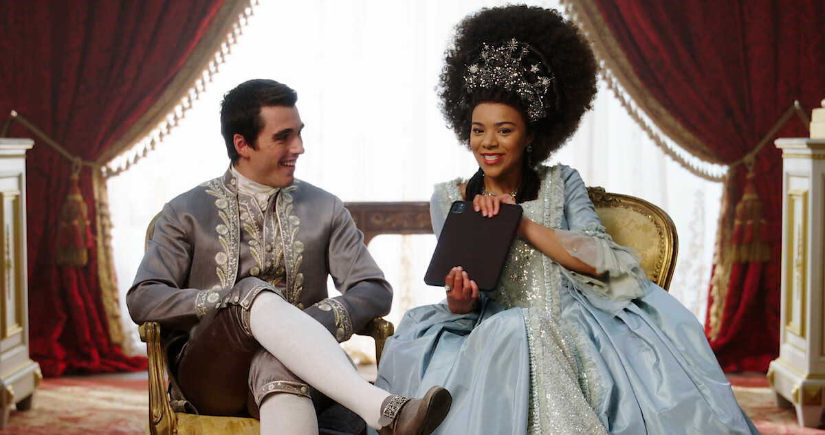 Corey Mylchreest and India Amarteifio in 'Queen Charlotte'
