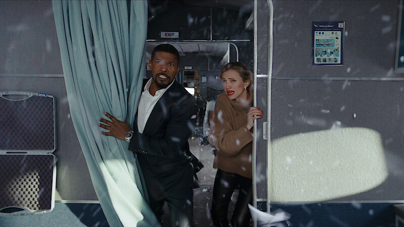 Jamie Foxx as Matt and Cameron Diaz as Emily in 'Back In Action.'