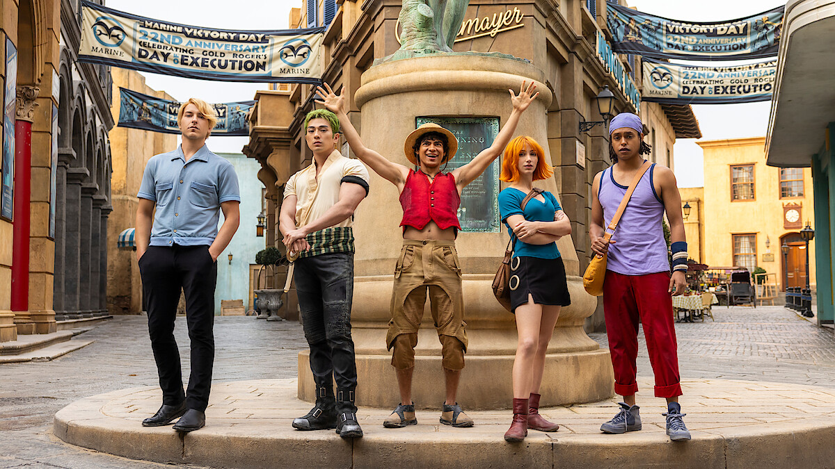 Taz Skylar as Sanji, Mackenyu as Roronoa Zoro, Iñaki Godoy as Monkey D. Luffy, Emily Rudd as Nami, and Jacob Romero as Usopp in Season 2 of 'One Piece'