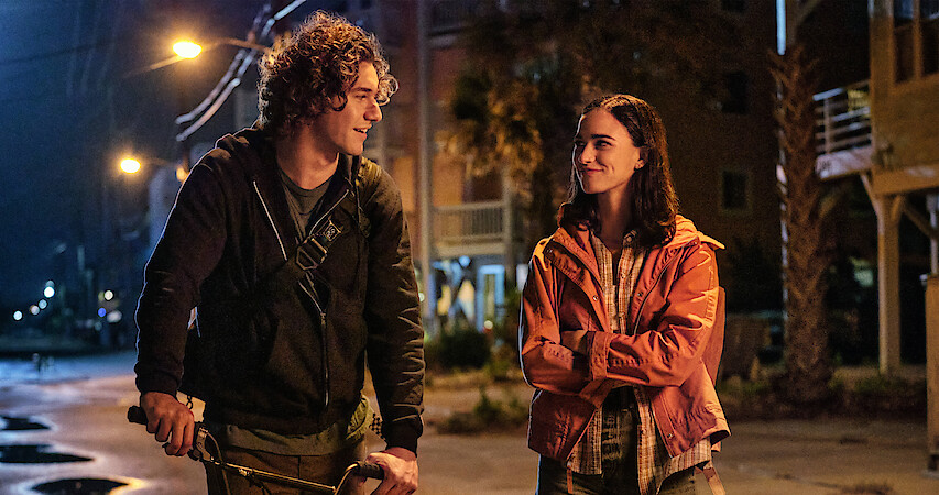 The ‘Along for the Ride’ Trailer Promises the YA Summer You Never Had