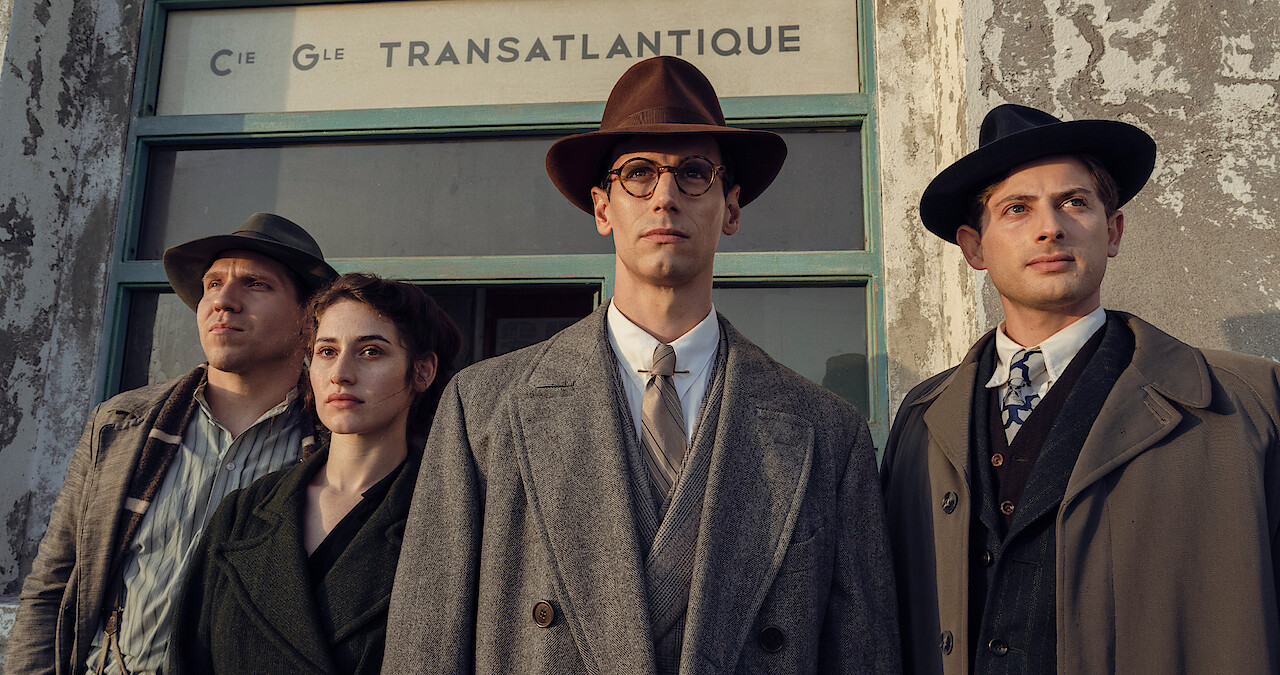 Hanno Koffler as Hans Fittko, Deleila Piasko as Lisa Fittko, Cory Michael Smith as Varian Fry and Amit Rahav as Thomas Lovegrove in Transatlantic.